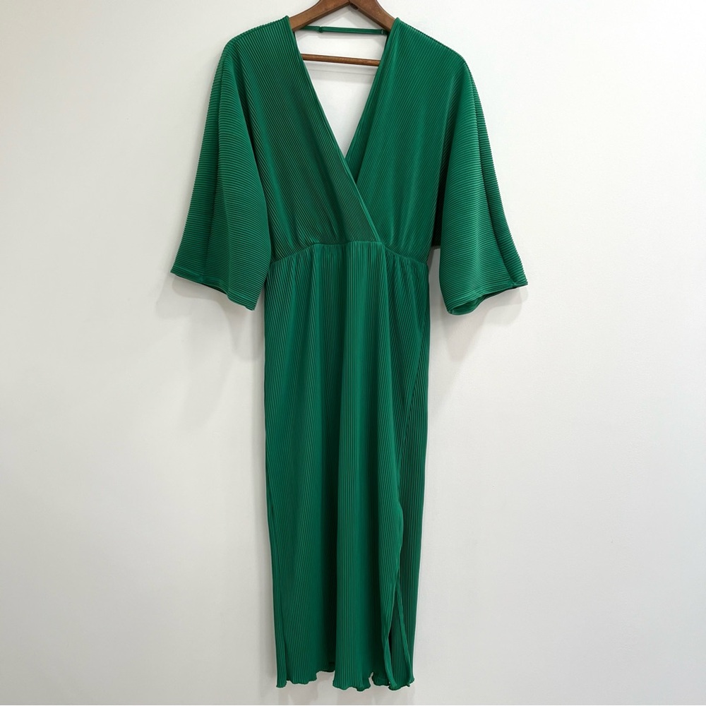 Anthropologie Plisse V-Neck Wrap Midi Dress Kelly Green Accordion pleats medium